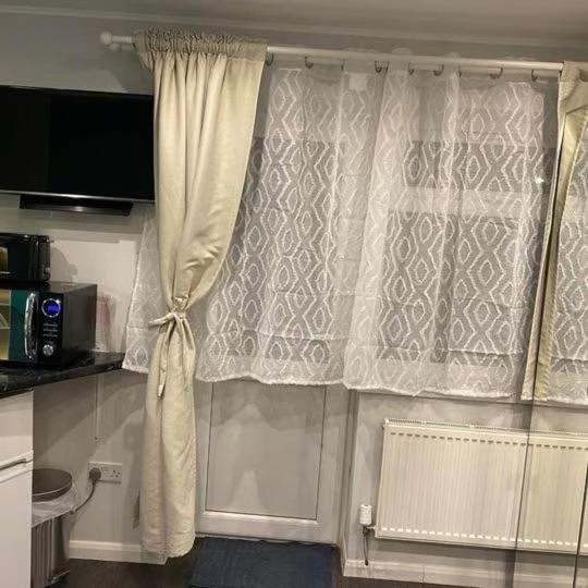 Vika Residence Deluxe Apartments Wednesbury Holiday Resort ภายนอก รูปภาพ